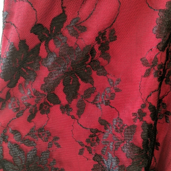 Halter Dress - Picture 4 of 6